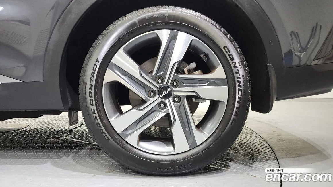 Kia Sorento — фото 9
