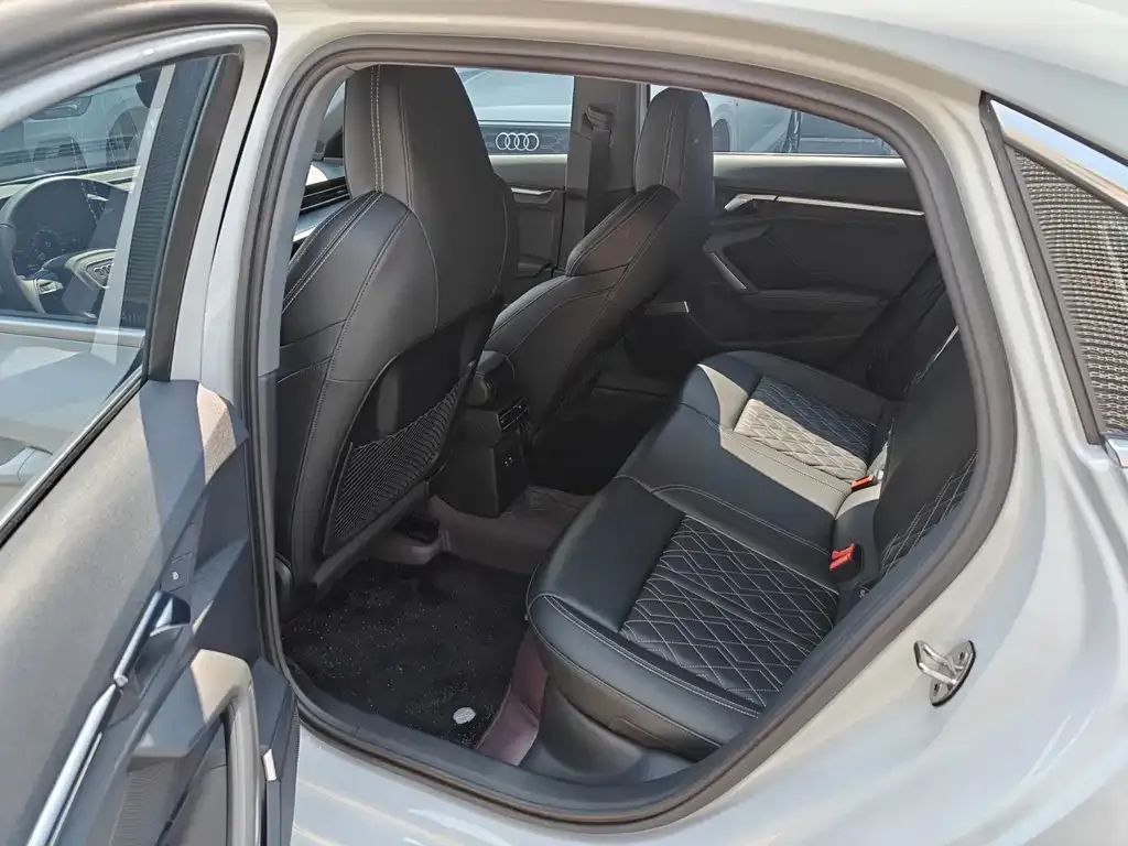 Audi A3 2025 из CN, фото 8