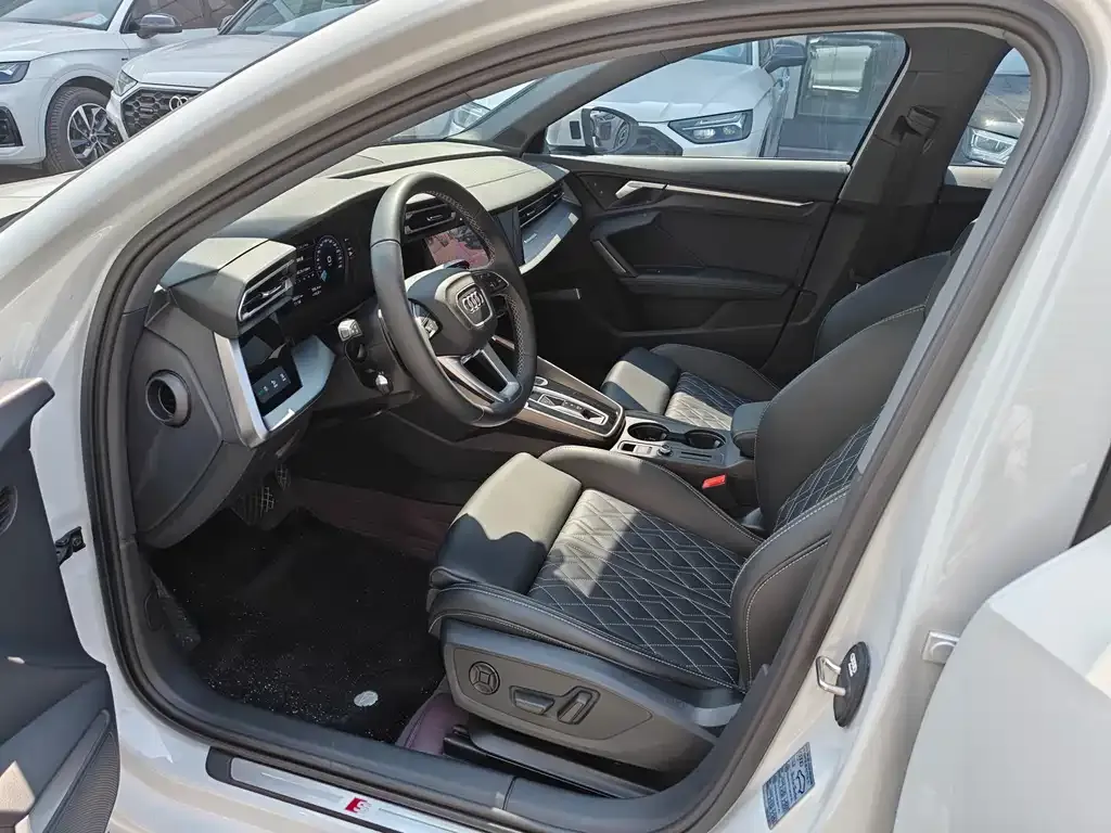 Audi A3 2025 из CN, фото 5