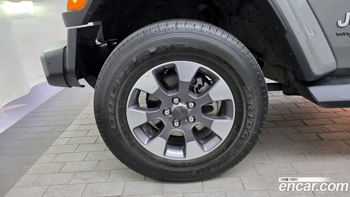 Jeep Wrangler 2021 из KR, фото 10