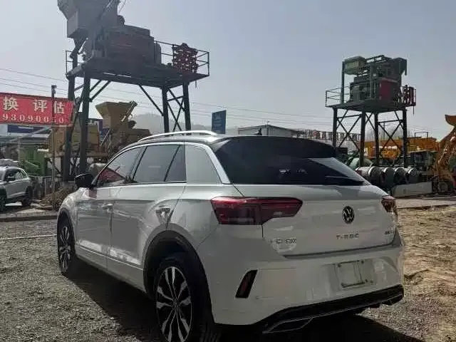 Volkswagen T-Roc 2023 из CN, фото 4