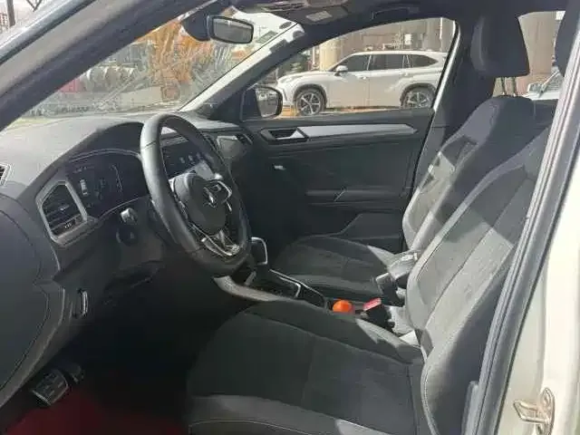 Volkswagen T-Roc 2023 из CN, фото 5