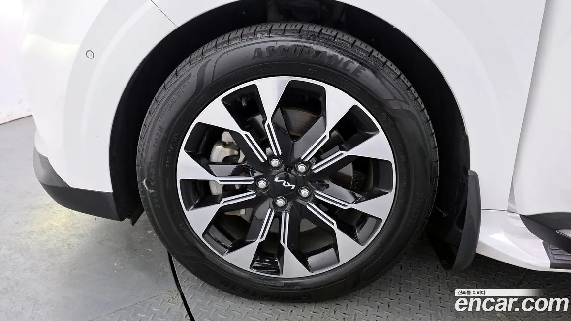 Kia Carnival 2023 из KR, фото 6