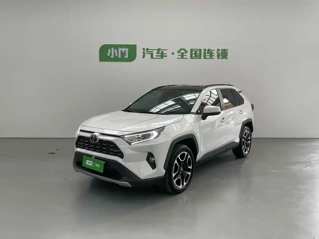 Toyota RAV4 2021 из CN, фото 1