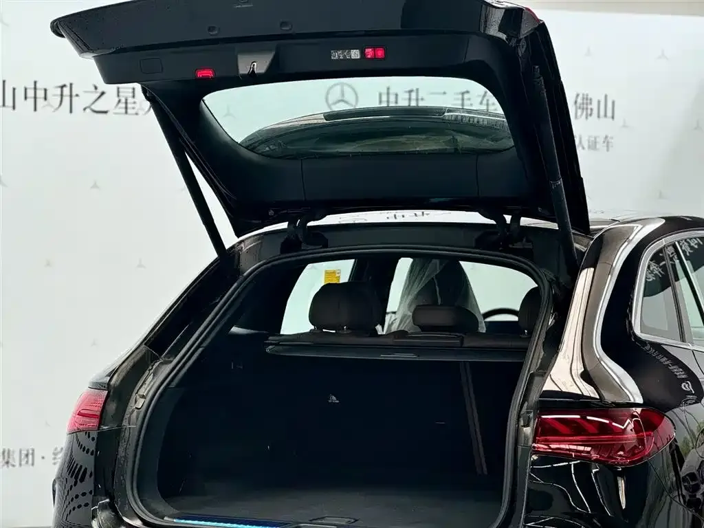 Mercedes-Benz EQE SUV — фото 4