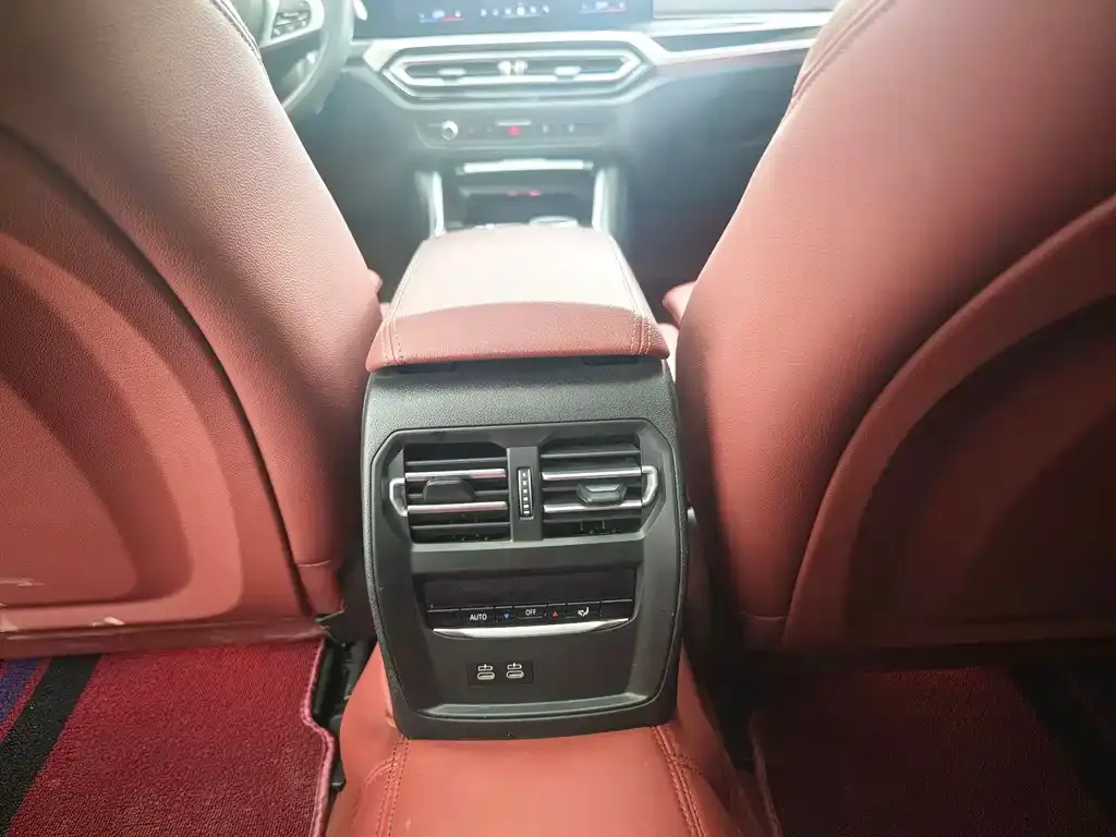 BMW i3 2024 из CN, фото 6