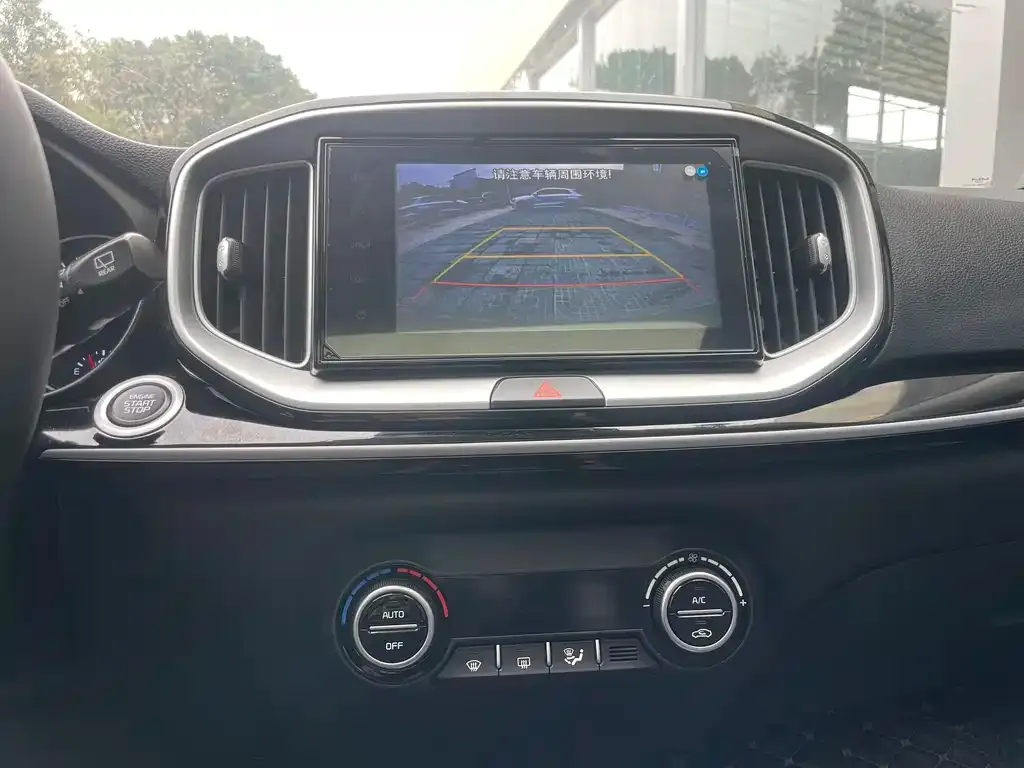 Kia KX1 2022 из CN, фото 5