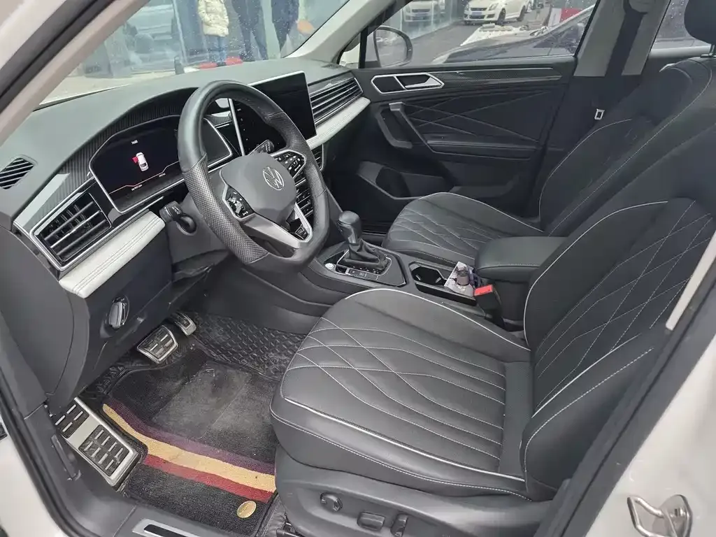 Volkswagen Tiguan L 2022 из CN, фото 9