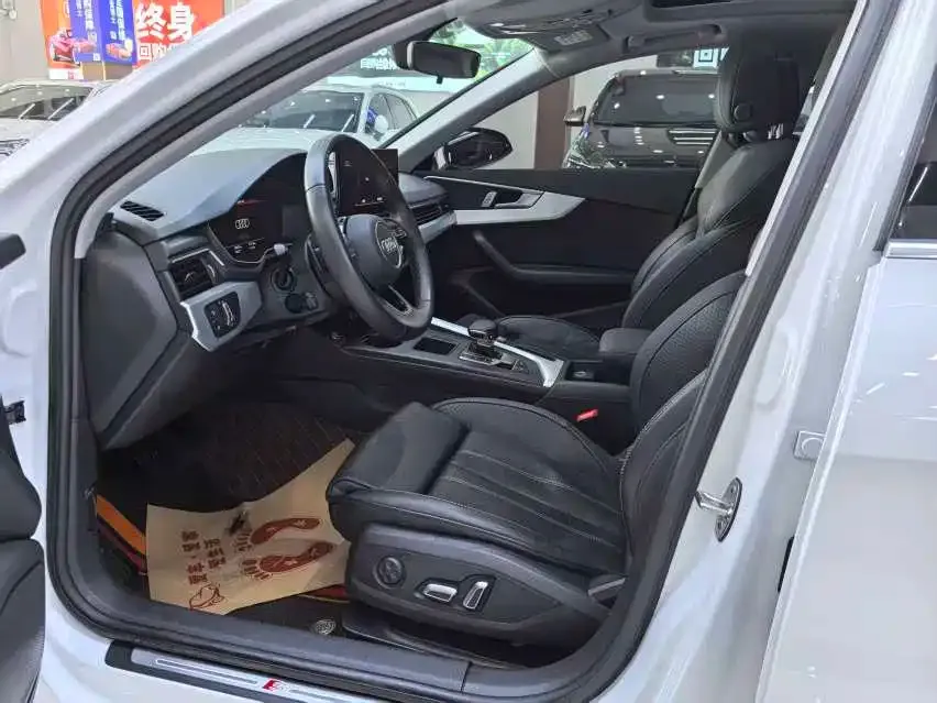 Audi A4L 2024 из CN, фото 4