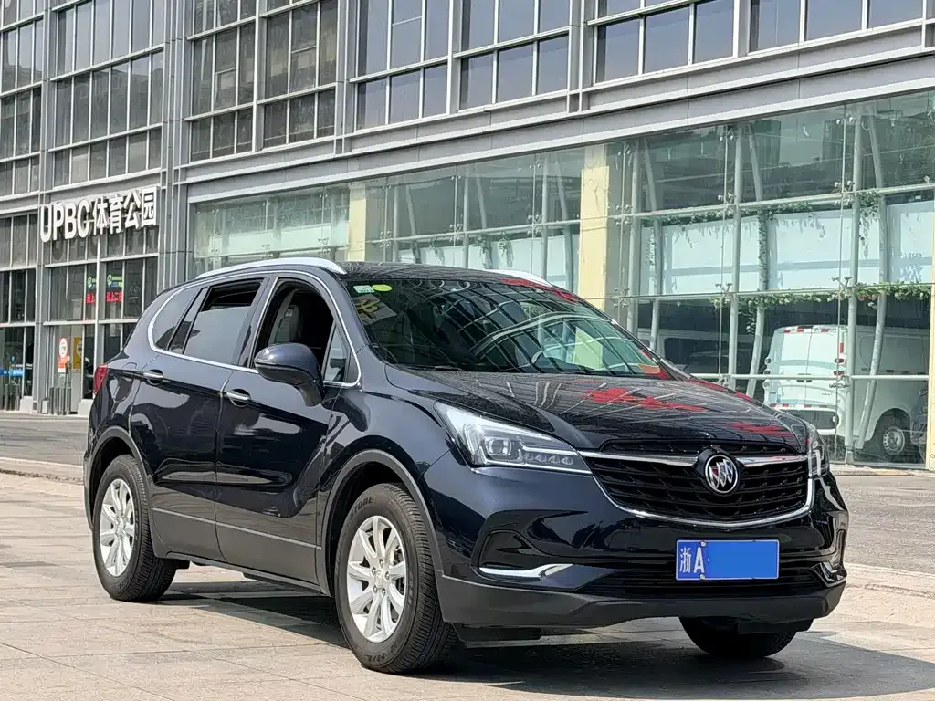 Buick Envision Plus — фото 10