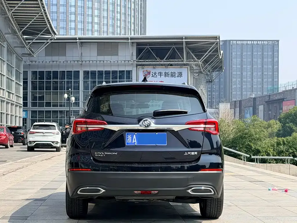Buick Envision Plus — фото 5