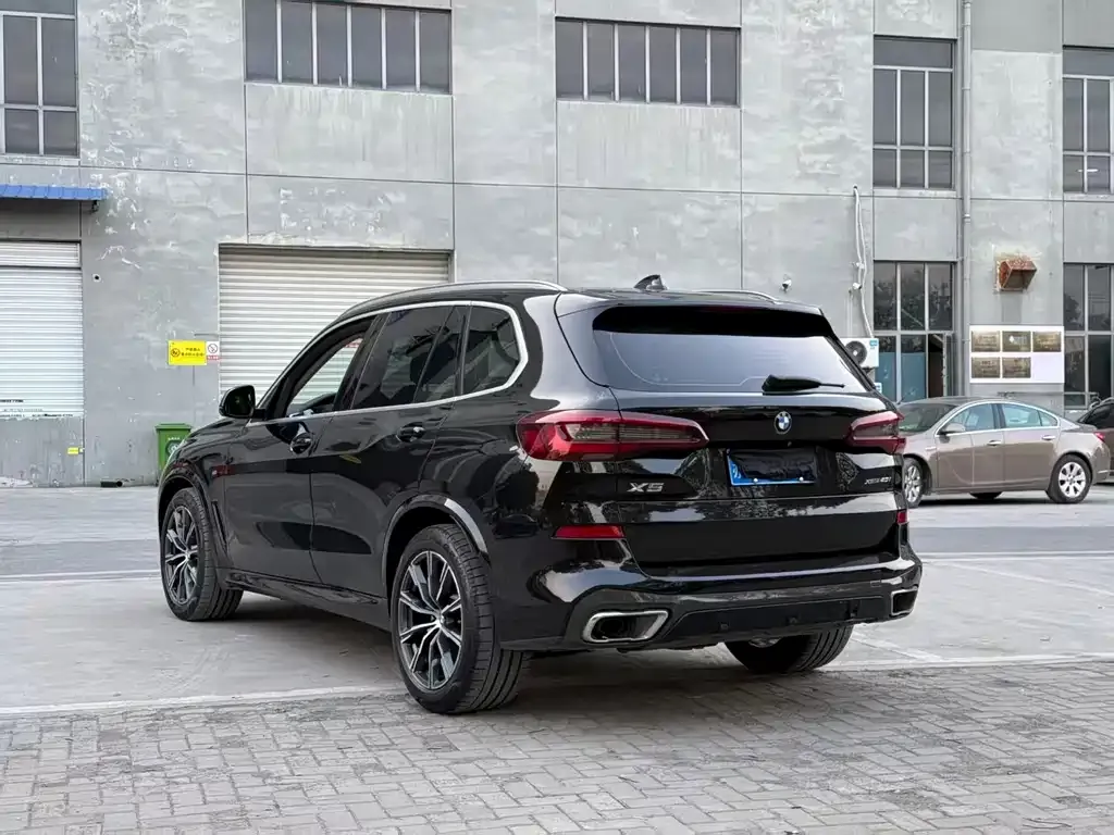 BMW X5 (Import) — фото 9