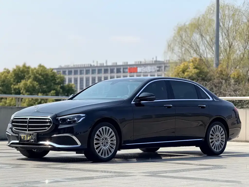 Mercedes-Benz E-Class 2023 из CN, фото 1