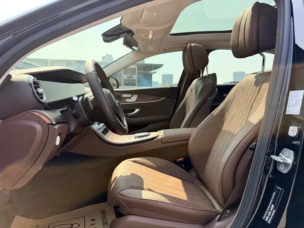 Mercedes-Benz E-Class 2023 из CN, фото 8