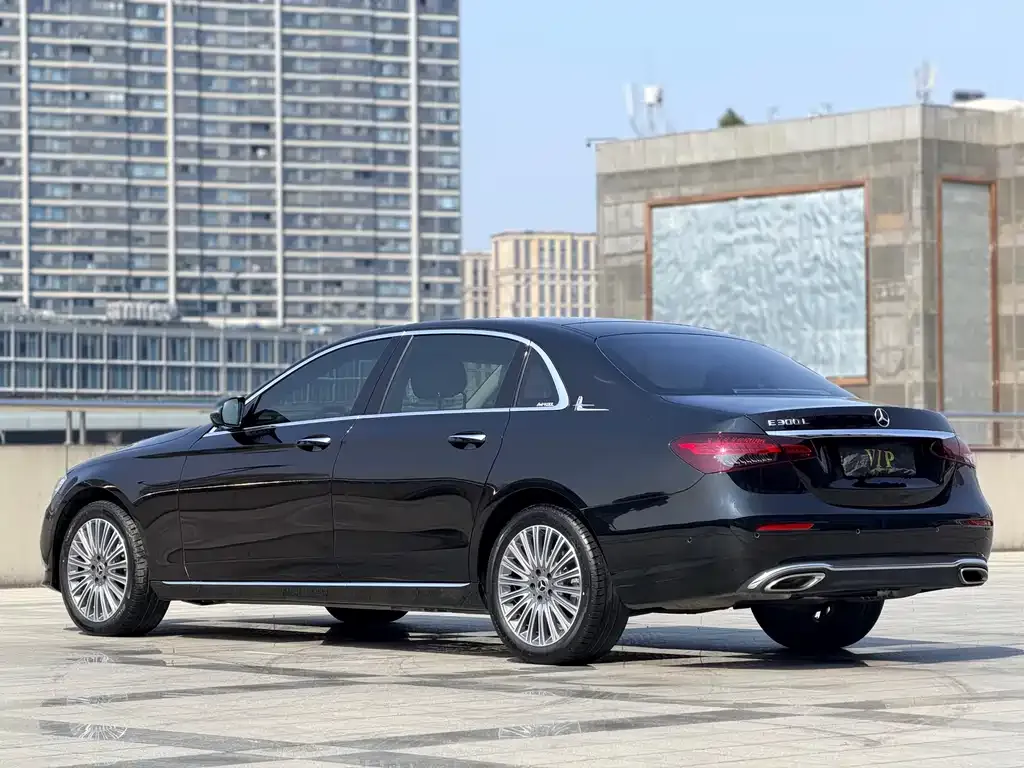 Mercedes-Benz E-Class 2023 из CN, фото 6