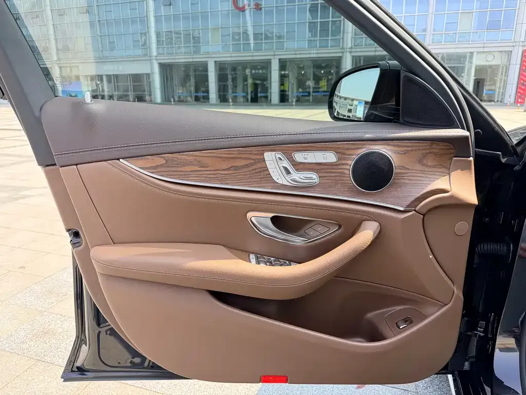 Mercedes-Benz E-Class 2023 из CN, фото 9