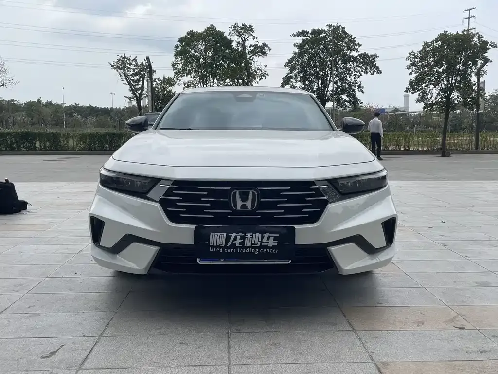 Honda Accord — фото 5