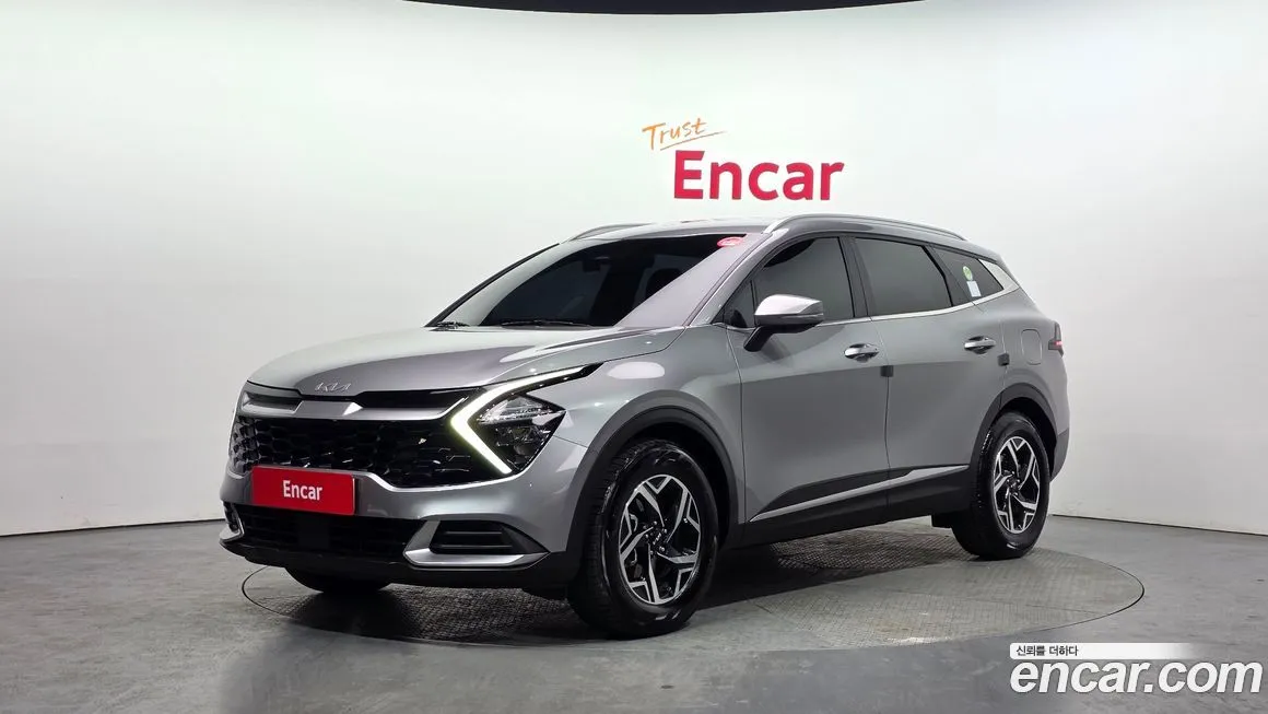 Kia Sportage — фото 1