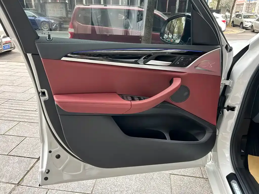 BMW X3 2024 из CN, фото 5