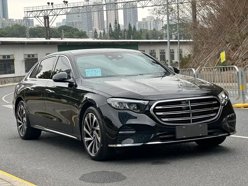 Mercedes-Benz E-Class 2025 из CN, фото 5