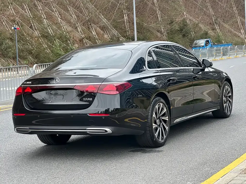 Mercedes-Benz E-Class 2025 из CN, фото 10