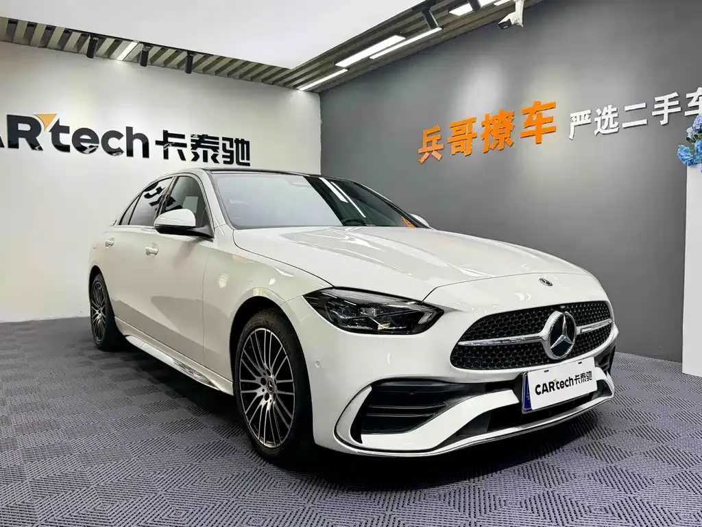 Mercedes-Benz C-Class — фото 1
