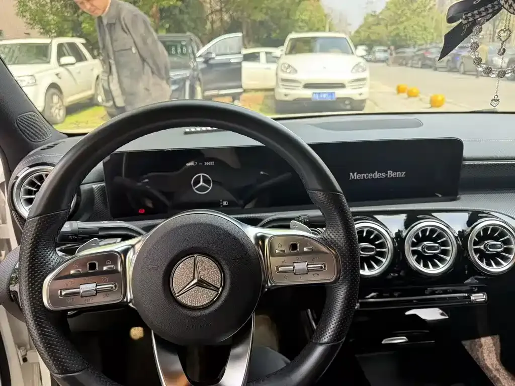 Mercedes-Benz A-Class 2022 из CN, фото 6