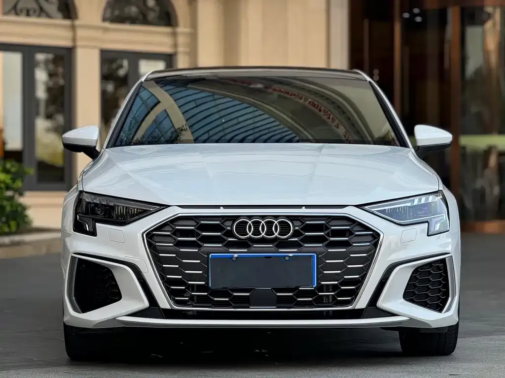 Audi A3 2024 из CN, фото 6