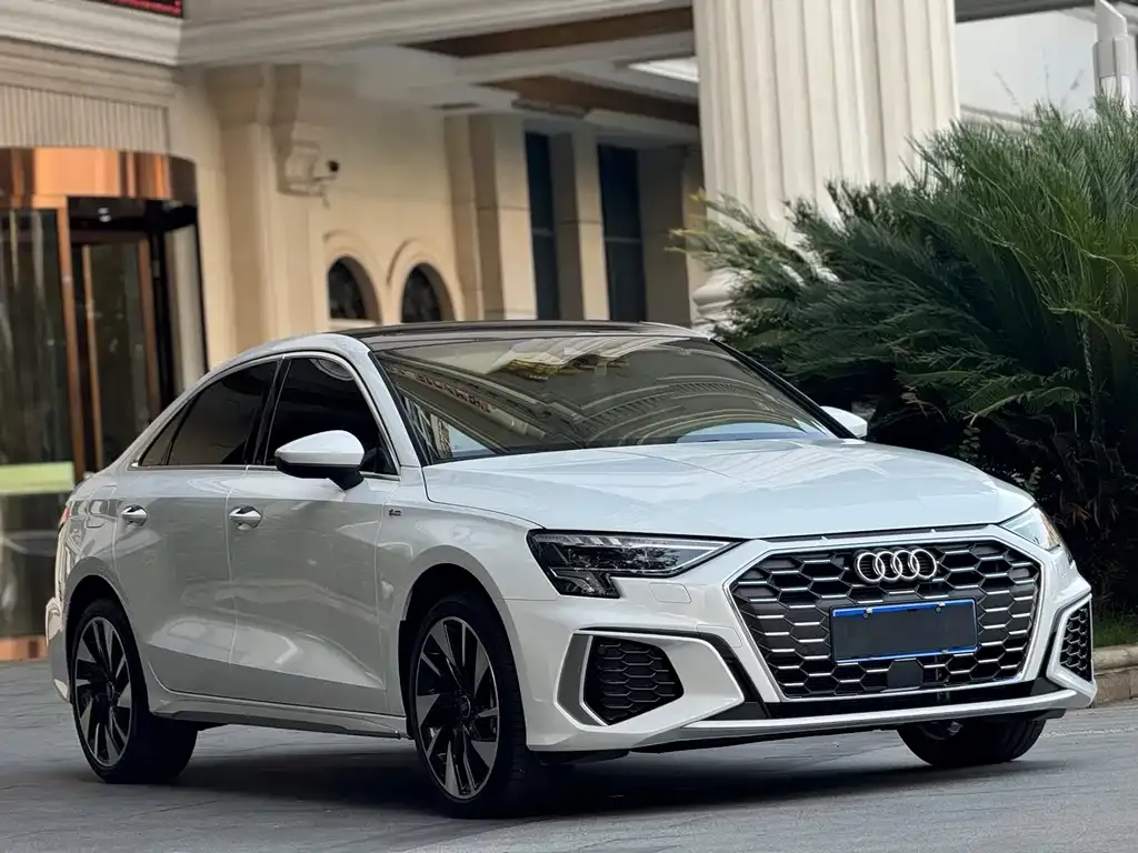 Audi A3 2024 из CN, фото 4