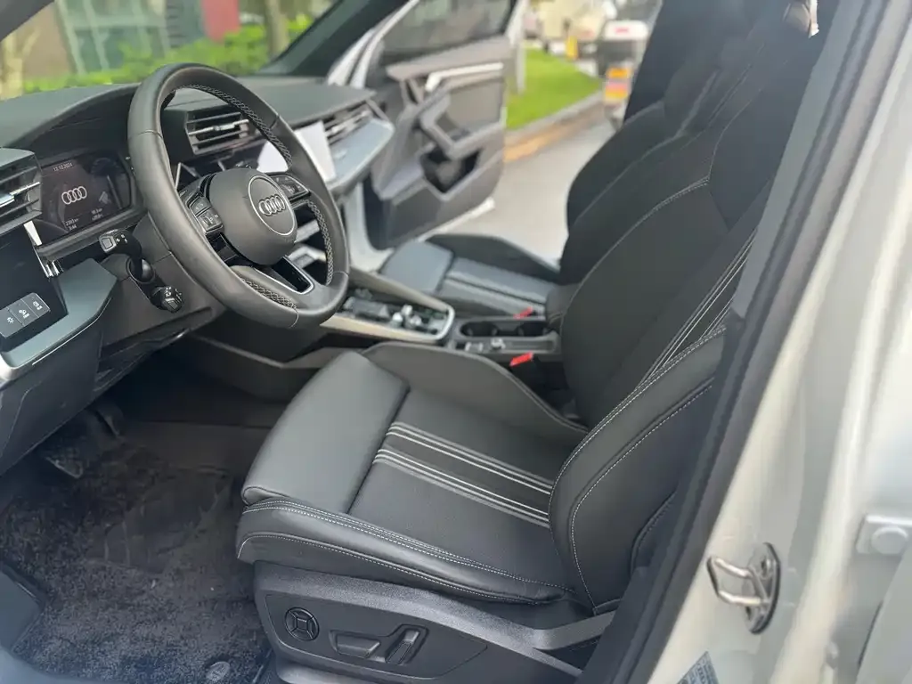 Audi A3 2024 из CN, фото 9