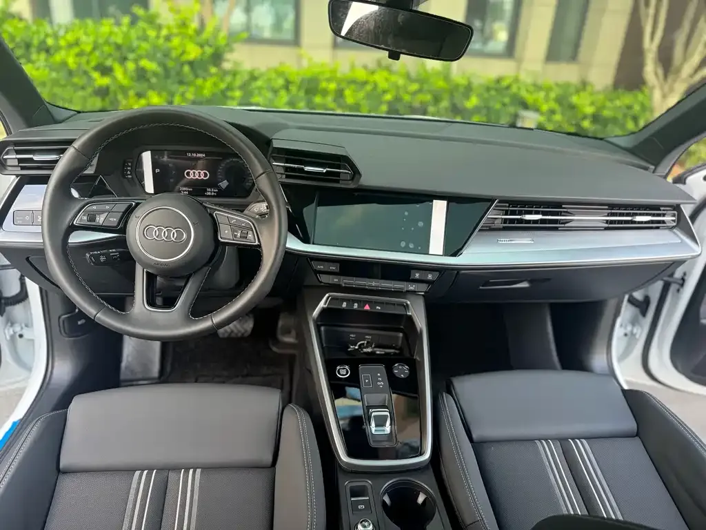 Audi A3 2024 из CN, фото 7