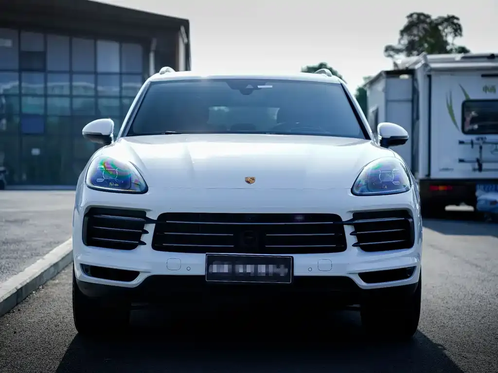 Porsche Cayenne — фото 3