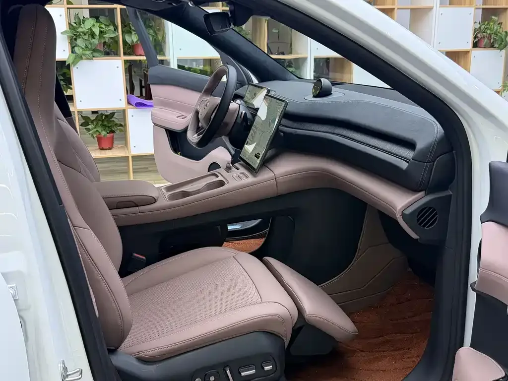 NIO EC6 2024 из CN, фото 10