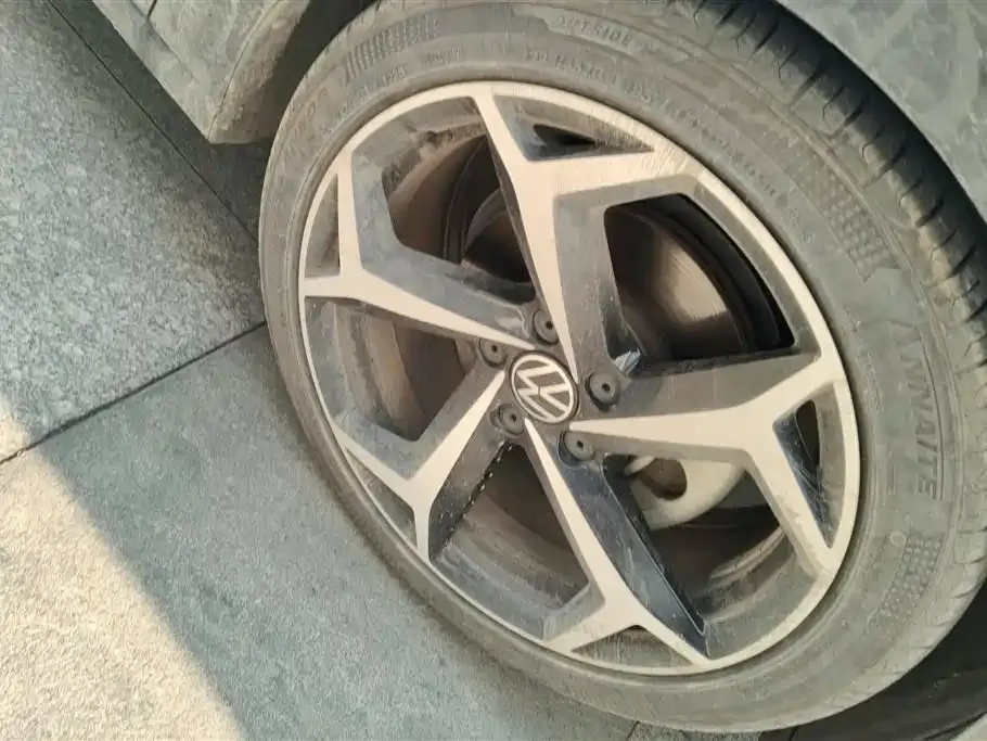 Volkswagen Bora 2024 из CN, фото 6