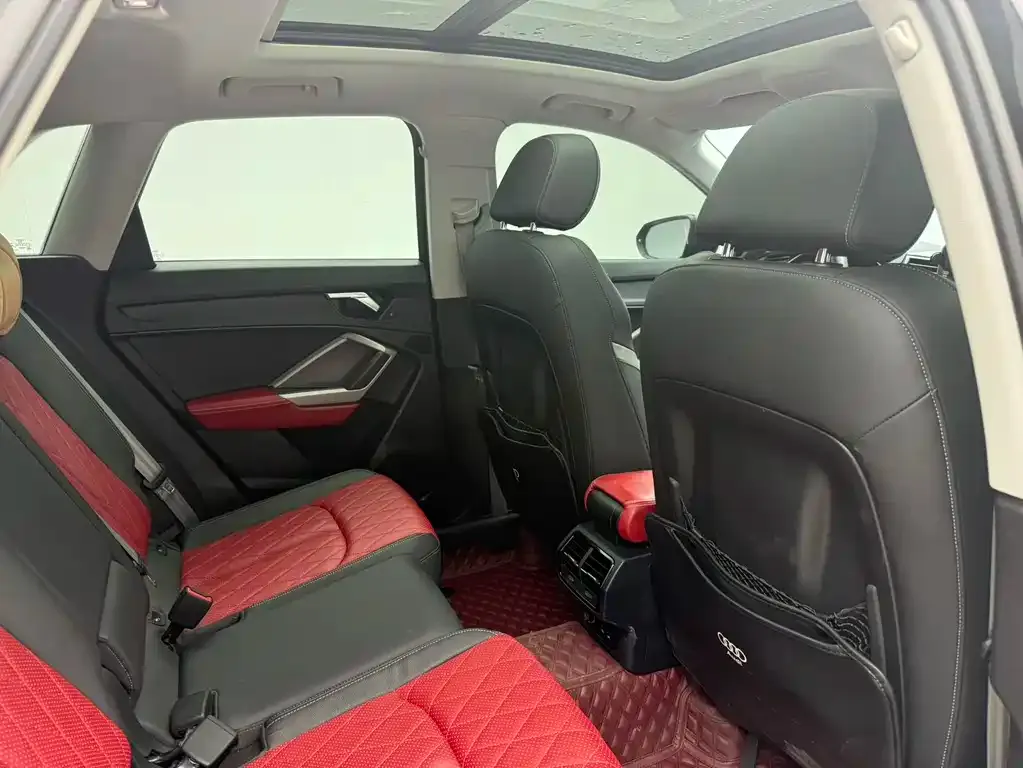 Audi Q3 2022 из CN, фото 10