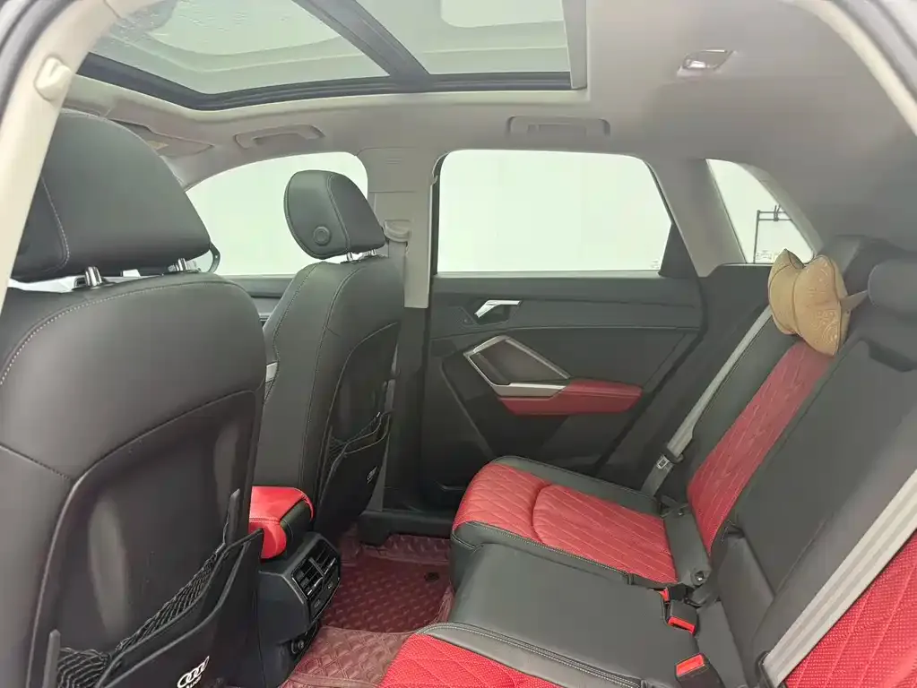 Audi Q3 2022 из CN, фото 7