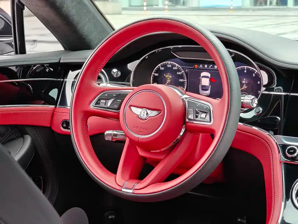 Bentley Continental 2021 из CN, фото 7