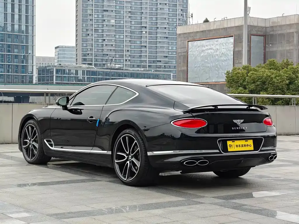 Bentley Continental 2021 из CN, фото 8