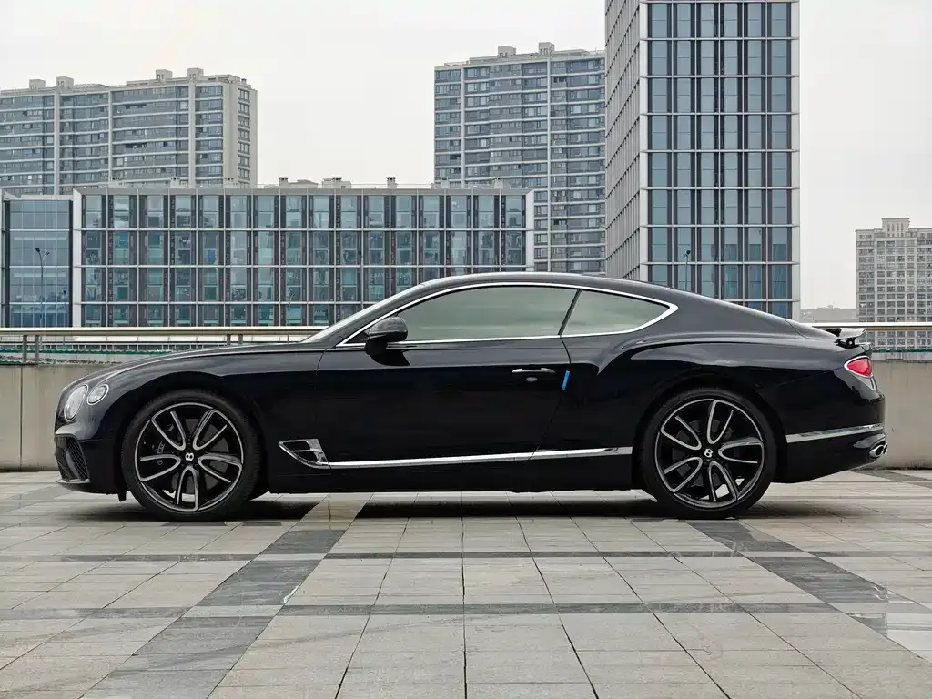 Bentley Continental 2021 из CN, фото 5