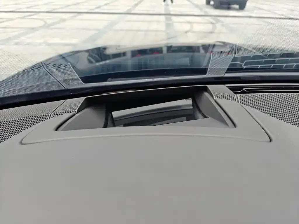 Bentley Continental 2021 из CN, фото 6