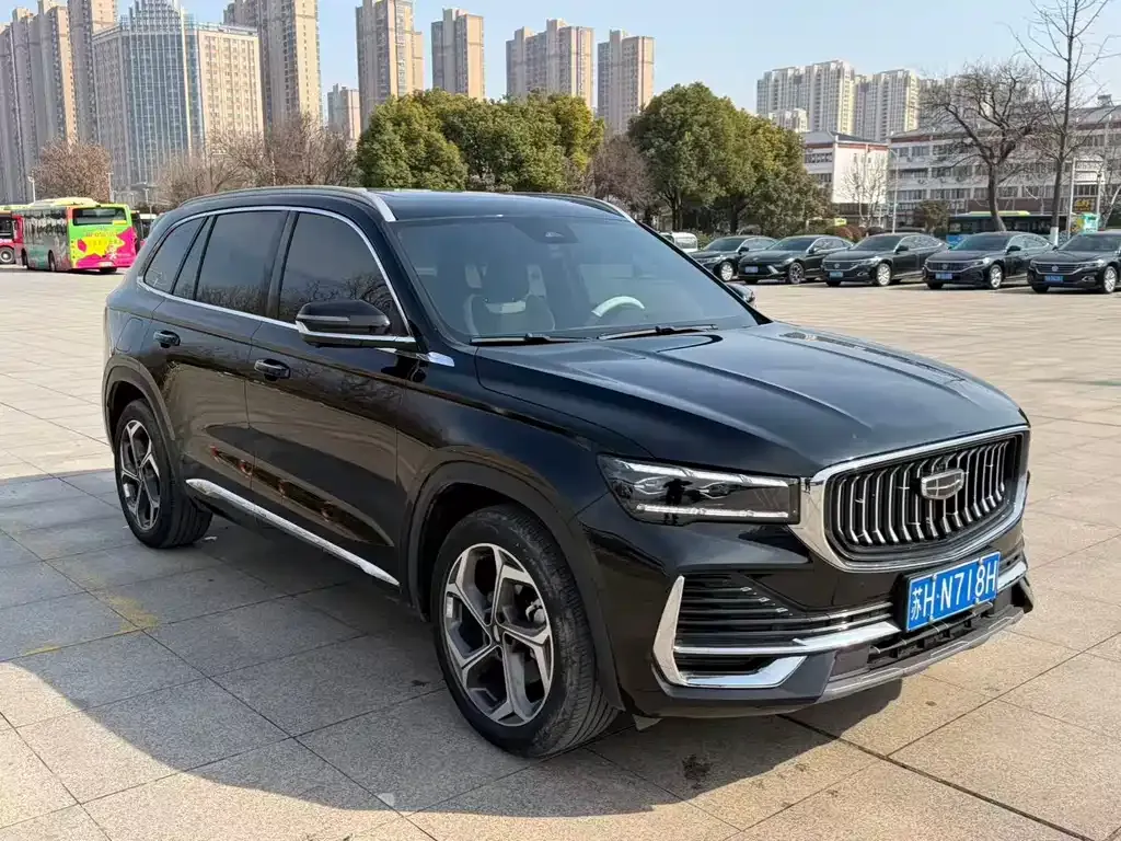 Geely Xingyue L — фото 1