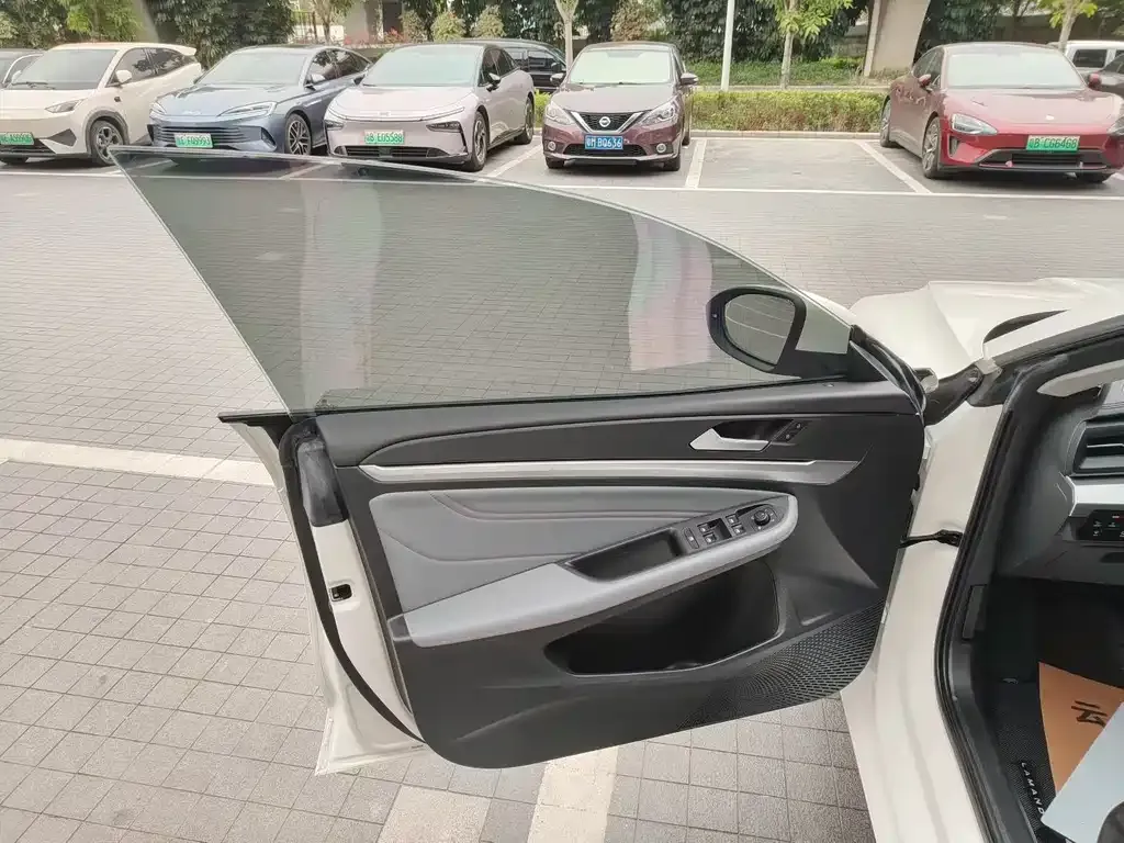 Volkswagen Lamando 2023 из CN, фото 7