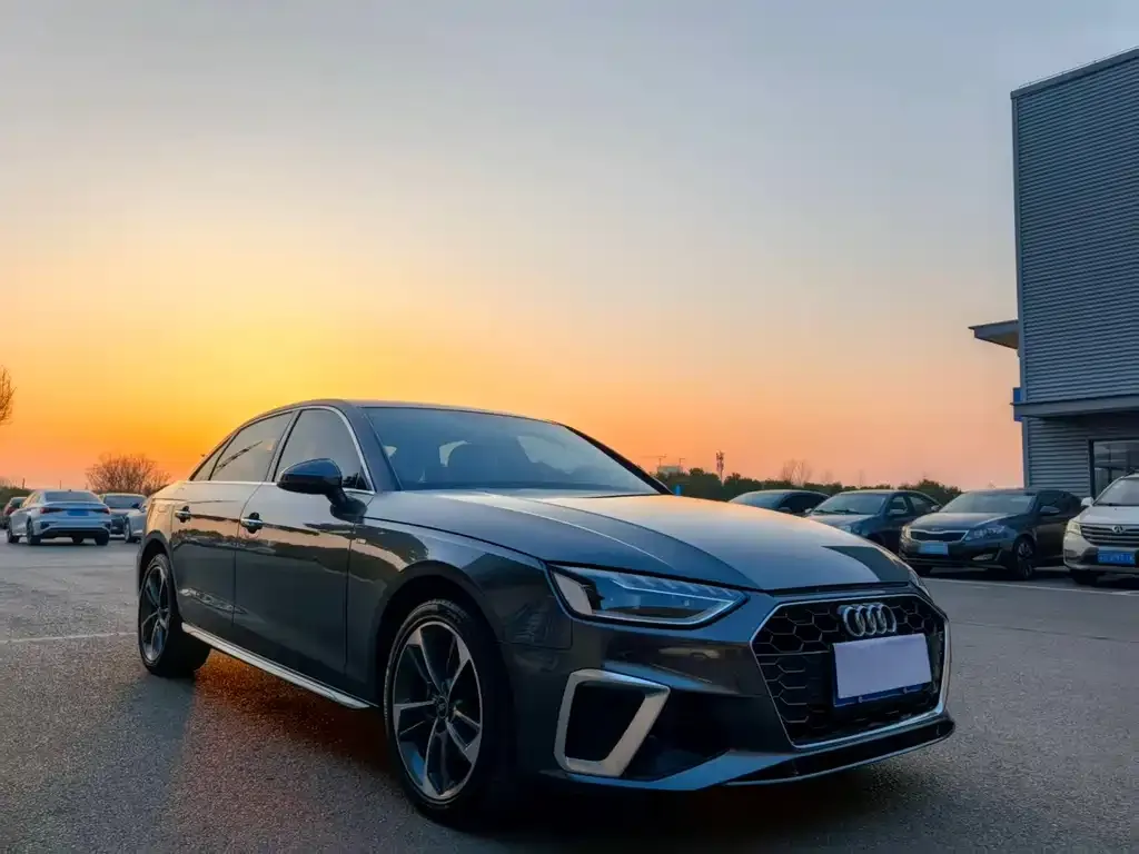 Audi A4L 2023 из CN, фото 5