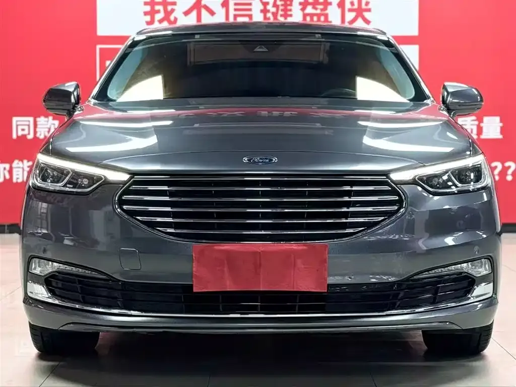 Ford Taurus 2022 из CN, фото 3
