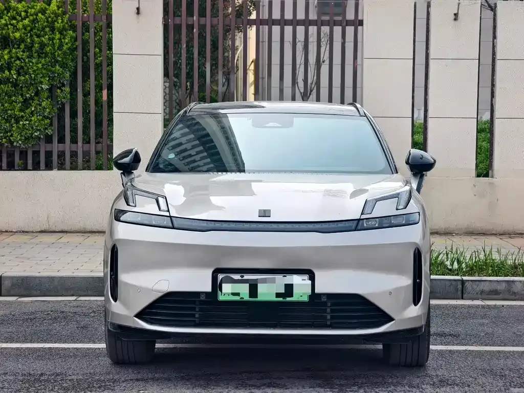 Lynk & Co 08 EM-P 2024 из CN, фото 3