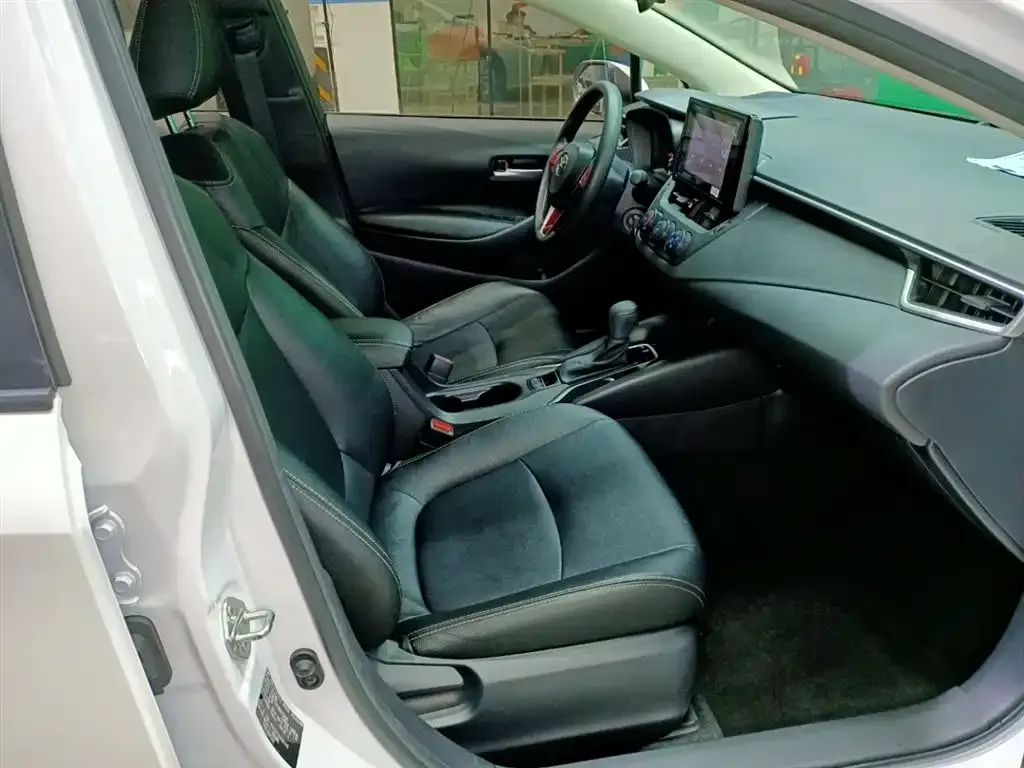 Toyota Corolla 2021 из CN, фото 9