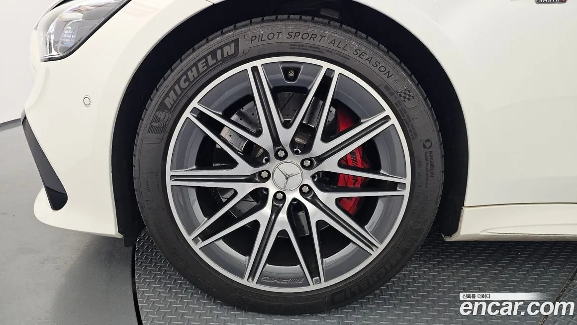 Mercedes-Benz AMG GT — фото 5