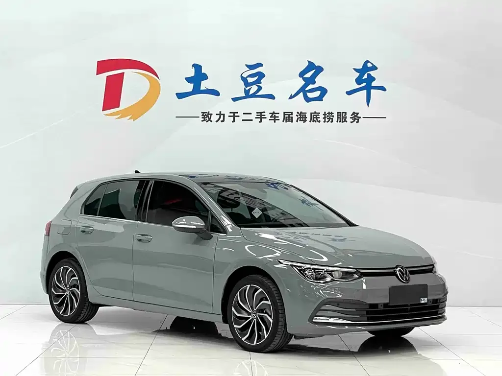 Volkswagen Golf 2022 из CN, фото 2