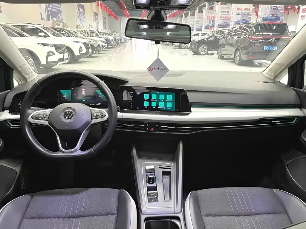 Volkswagen Golf 2022 из CN, фото 6