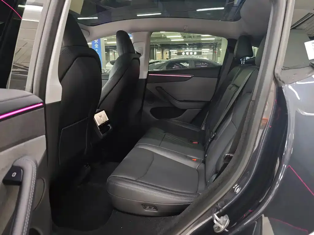 Tesla Model Y 2025 из CN, фото 3